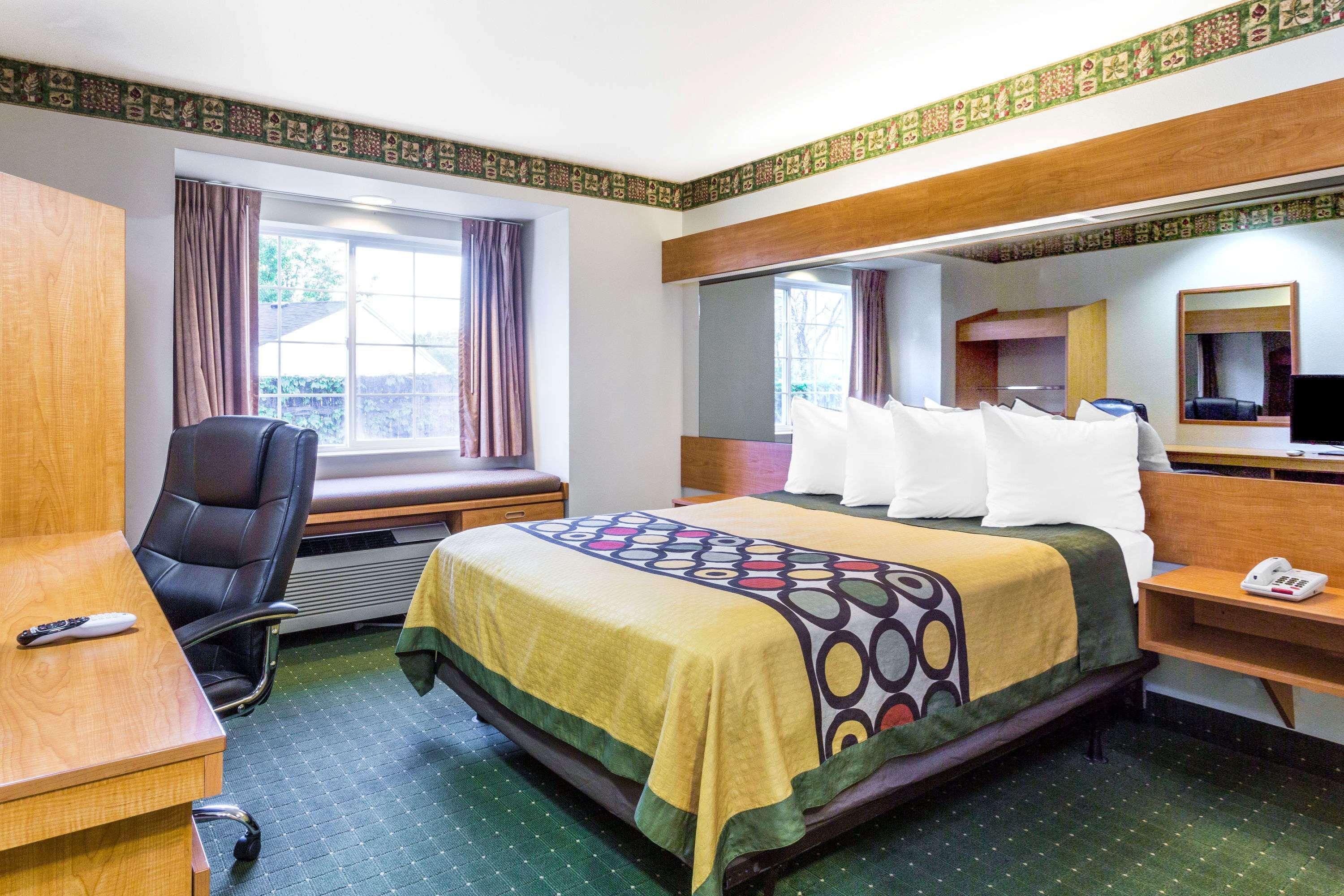 Super 8 By Wyndham Pride Midvale/Midvalley/Salt Lake City Exterior photo